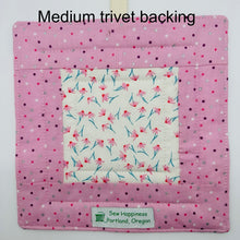 Load image into Gallery viewer, Log Cabin Valentine Trivets