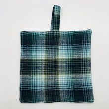 Load image into Gallery viewer, Wool Plaid Trivet