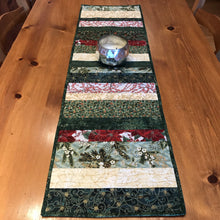 Load image into Gallery viewer, Holiday Metallic Quilted Table Runner
