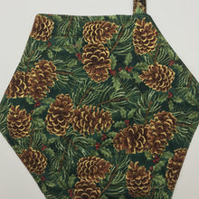 Load image into Gallery viewer, Chickadee Log Cabin Large Trivet/Potholder
